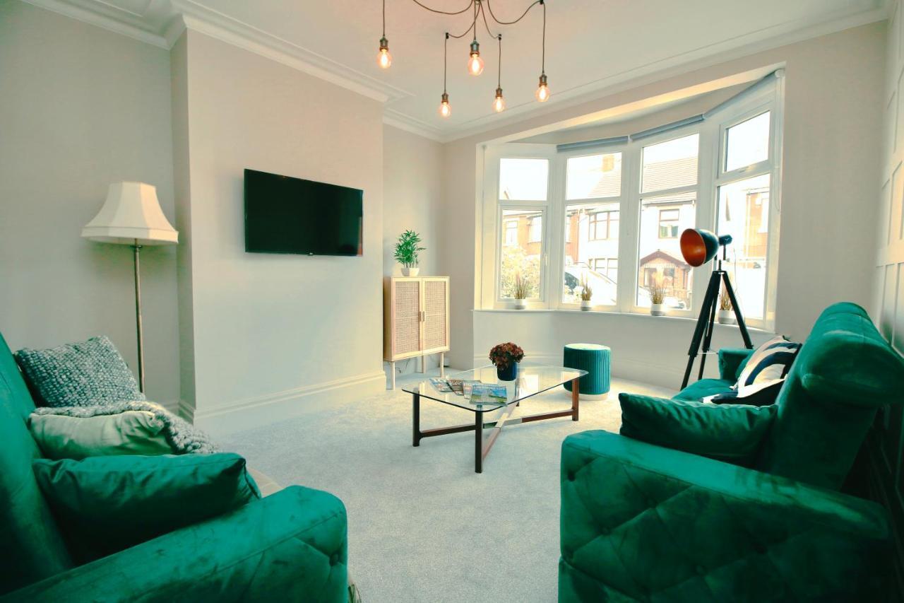 Xxhot Tubxx 4Bed Semi, Sleeps 8, 2 Bathrooms 블랙풀 외부 사진