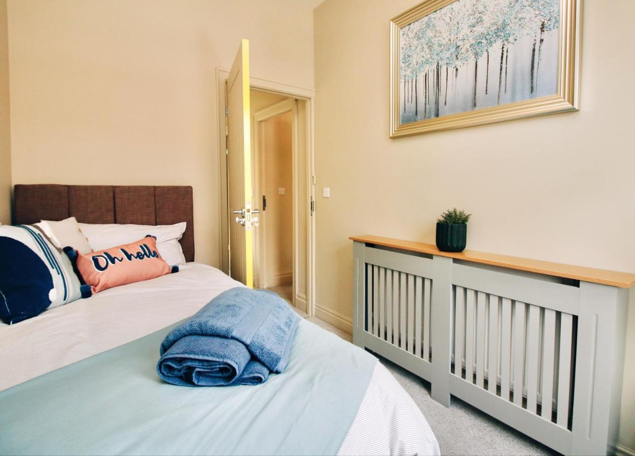 Xxhot Tubxx 4Bed Semi, Sleeps 8, 2 Bathrooms 블랙풀 외부 사진