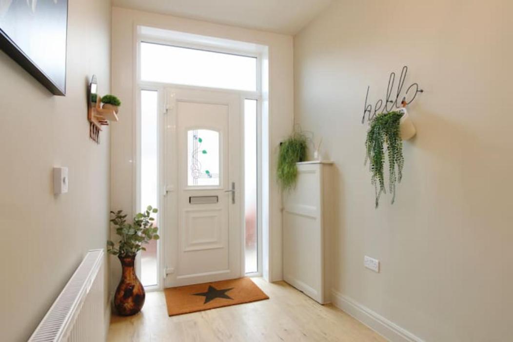 Xxhot Tubxx 4Bed Semi, Sleeps 8, 2 Bathrooms 블랙풀 외부 사진