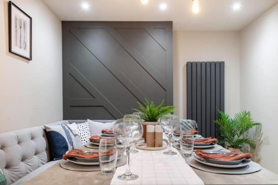 Xxhot Tubxx 4Bed Semi, Sleeps 8, 2 Bathrooms 블랙풀 외부 사진