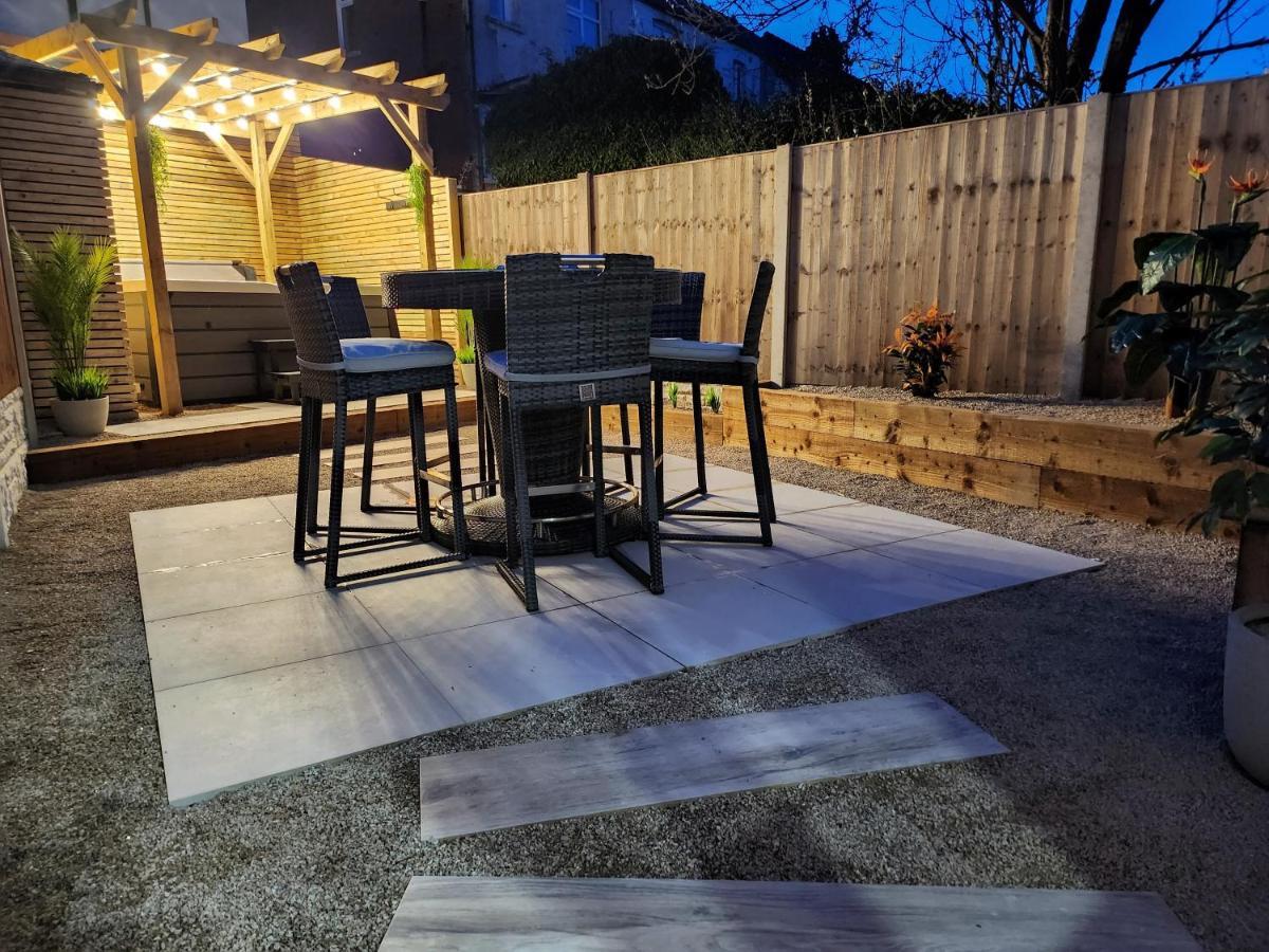 Xxhot Tubxx 4Bed Semi, Sleeps 8, 2 Bathrooms 블랙풀 외부 사진